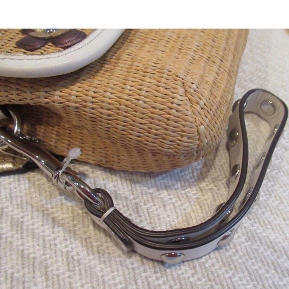 Coach Natalie Limited Edition Tea Rose Floral Straw Clutch, EUC - Picture 5 of 10